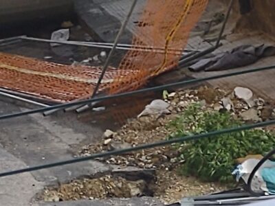 Agrigento, pioggia torrenziale, strade trappola: l’emergenza lapazze che volano, ma nessuno provvede