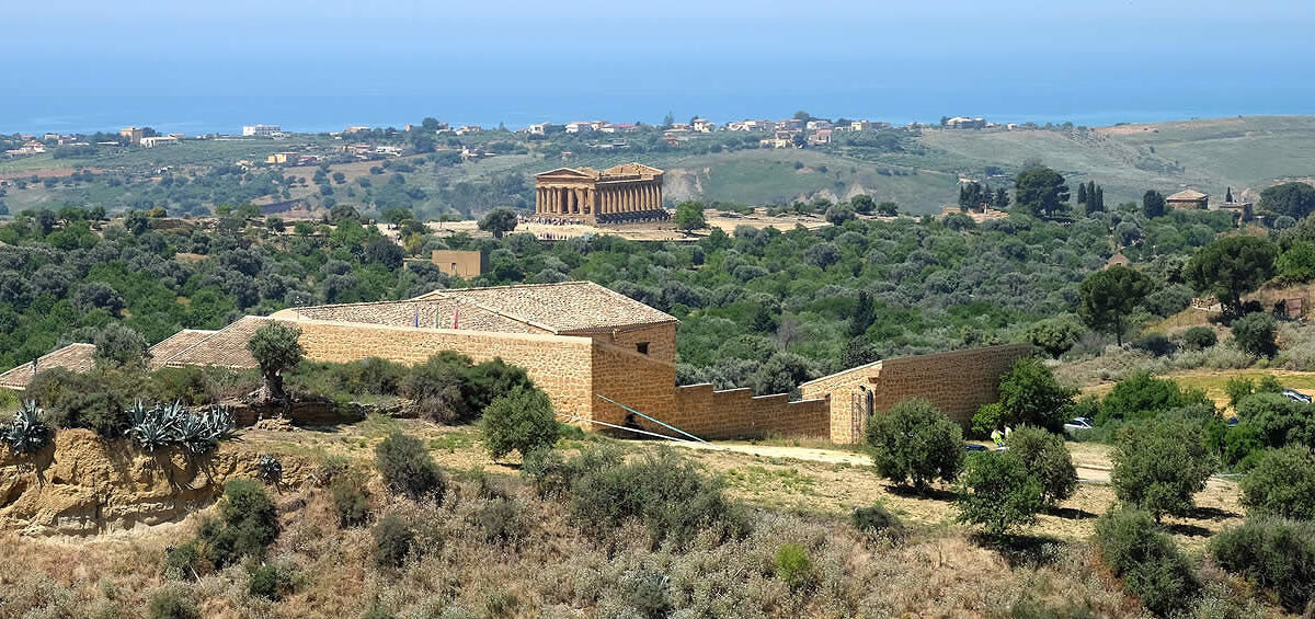 Casa Sanfilippo, lo “sceriffo” colpisce ancora: Ma chi gli ha dato l’imbeccata?