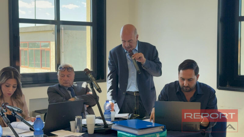 AICA, un utile di 51 mila euro non cancella 67 milioni di debiti. Assemblea infuocata tra Riccobene e Provvidenza, Favara denuncia i disservizi